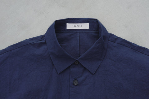 〈qaneta〉Typewriter Shirt